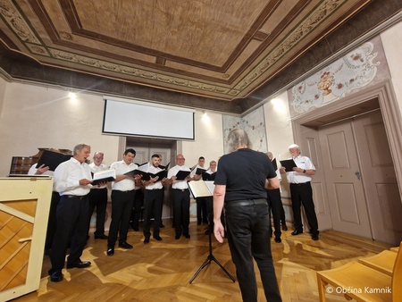 Letni koncert prvega slovenskega pevskega društva Lira navdušil občinstvo (3)